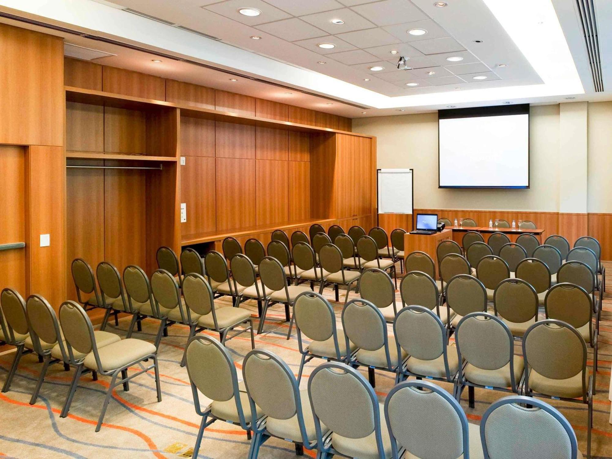 Novotel Rj Santos Dumont Hotel 4*